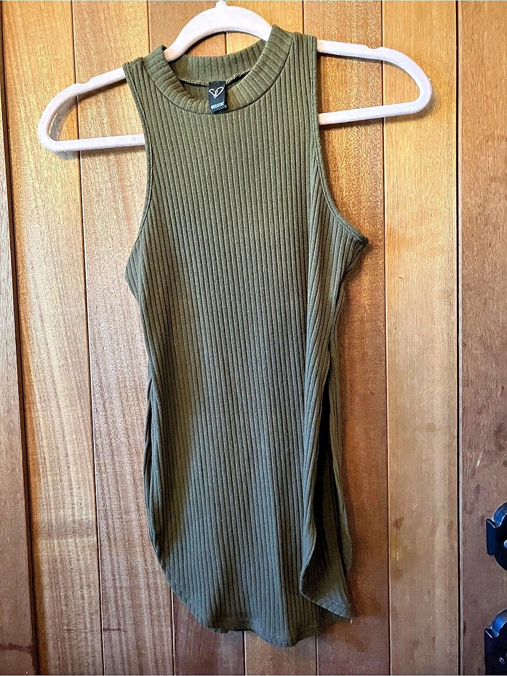 Windsor Ribbed Tank Top with side slits